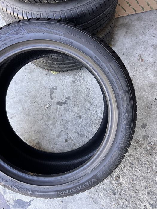 4 anvelope iarna 235/45/18 , Vredestein , 7-7.5 mm