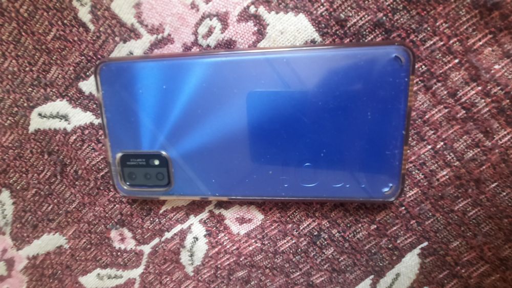 Продам телефон inoi  новый