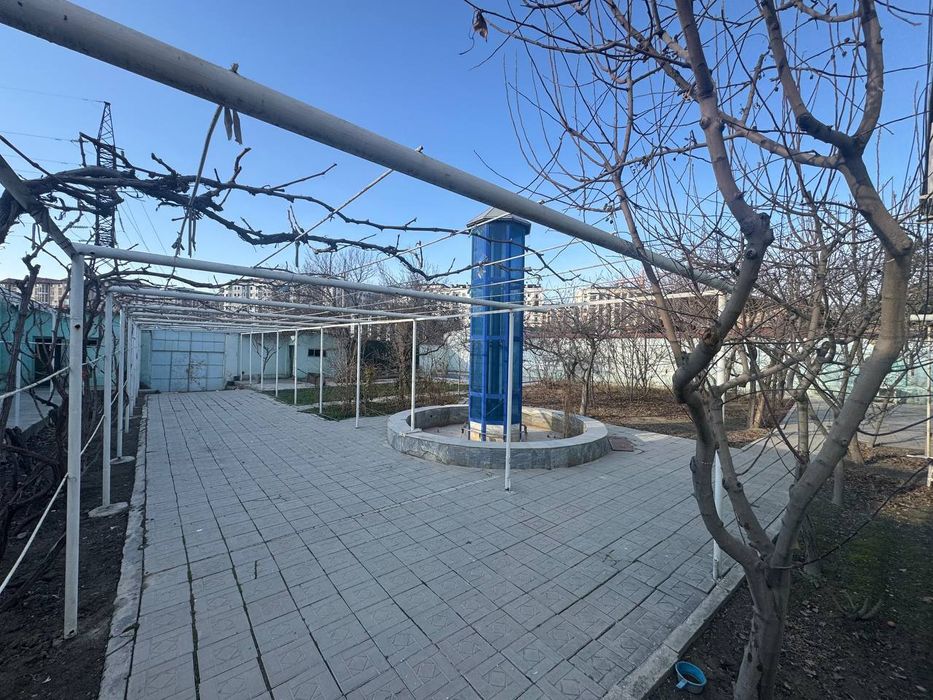 Продаётся Дом с площадью 14 соток Узбекистанский Цена:35 000 за соток