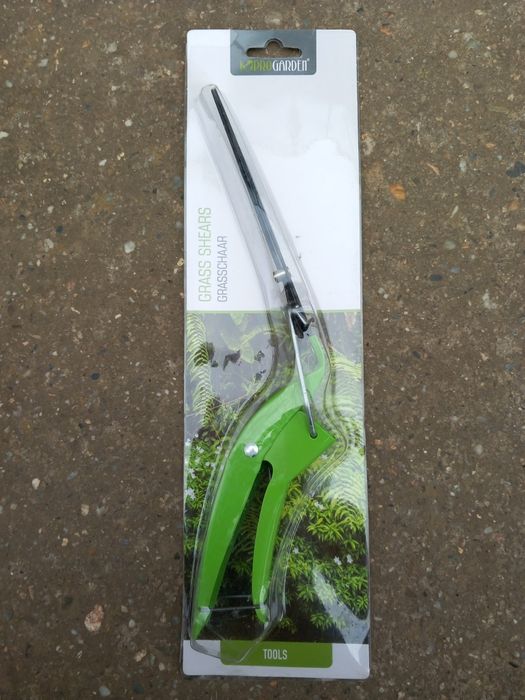 Foarfeca pentru tăiat iarba