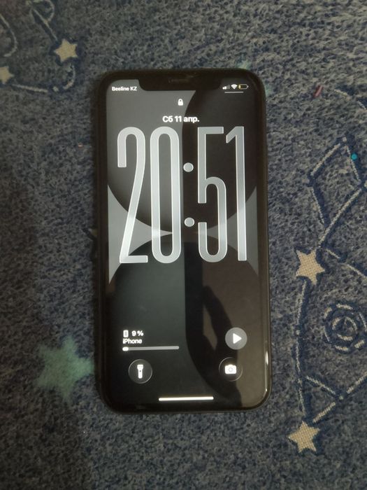 Продам или обменяю айфон 11