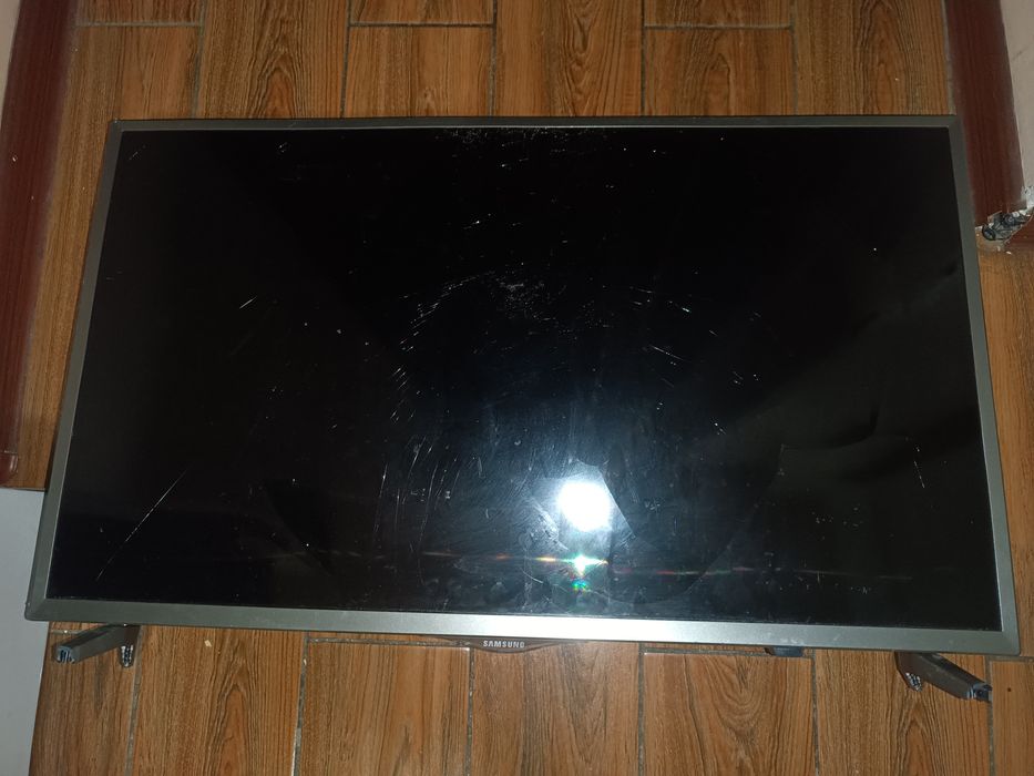 Samsung 32 телевизоры на запчасти.