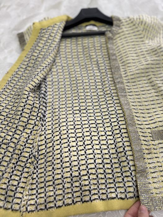 Продаю двойку вязанная со стразами