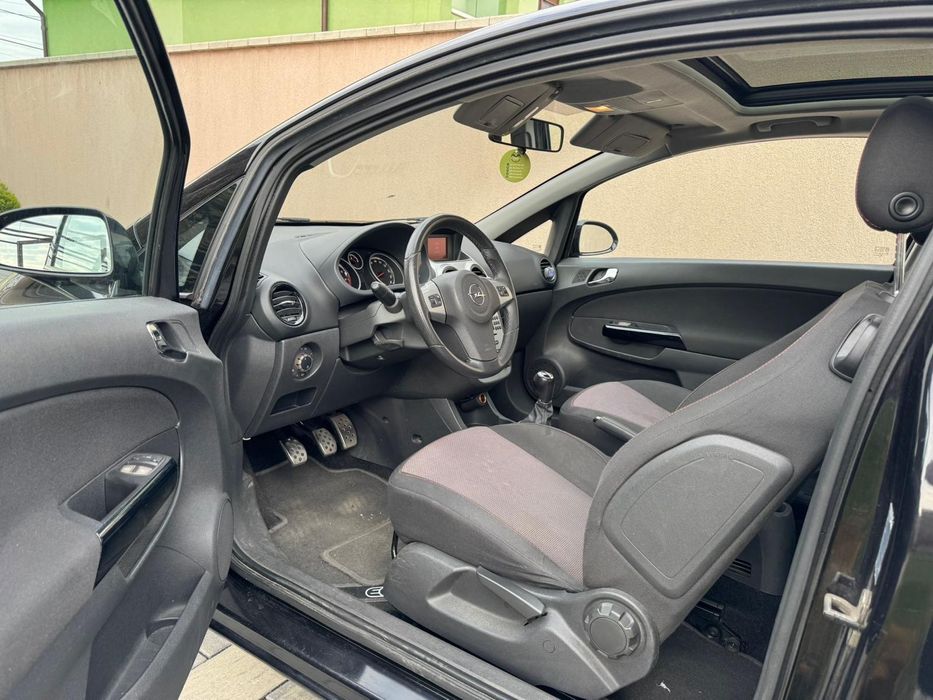 Vând Opel Corsa înmatriculat
