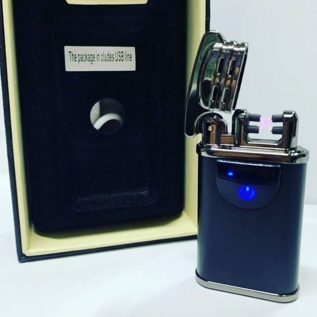 Зажигалка в наличии