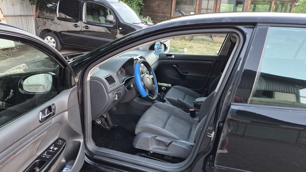 VOLKSWAGEN Golf 2004 — imagine 3