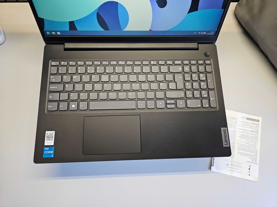 ПРОДАМ Lenovo V15G4 IRU Ноутбук Core™ i3-1315U/8GB/256SSD/15.6"FullHD.