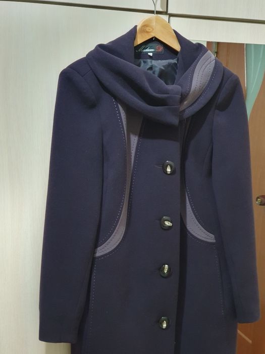 Продам женское пальто