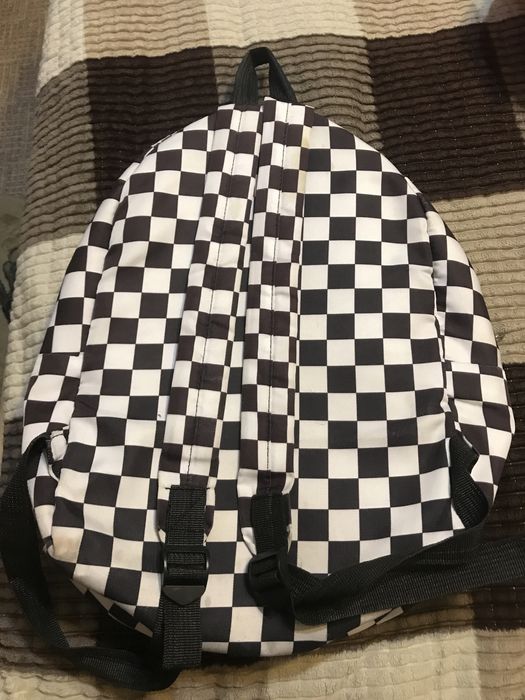 рюкзак в клетку
