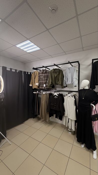 Продам бутик с оборудованием