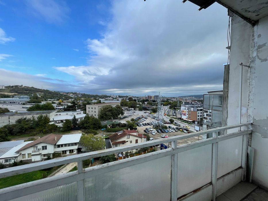 Дава се под наем Тристаен апартамент в Варна, Червен площад - 70 кв.м за 443.7 € - Снимка #8