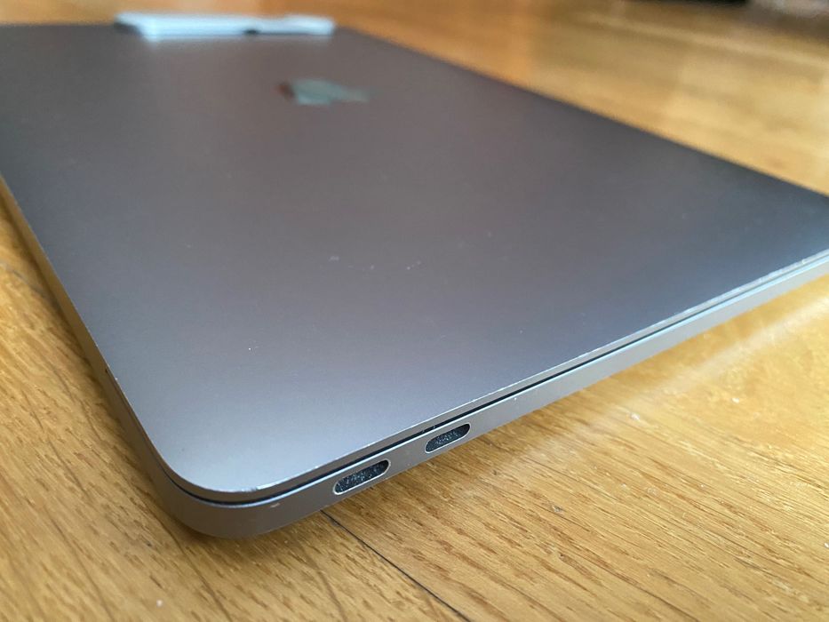 Apple MacBook Pro 13, макбук