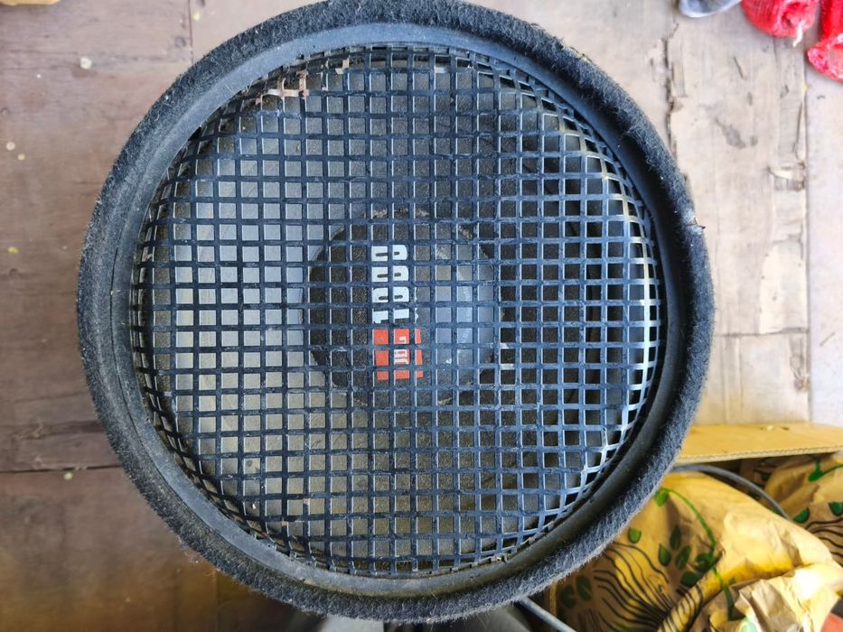 Сабвуфер JBL CS1204T