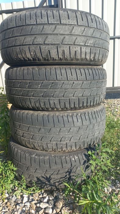 Продам 4 балона размер 255 55 р 19  пирели