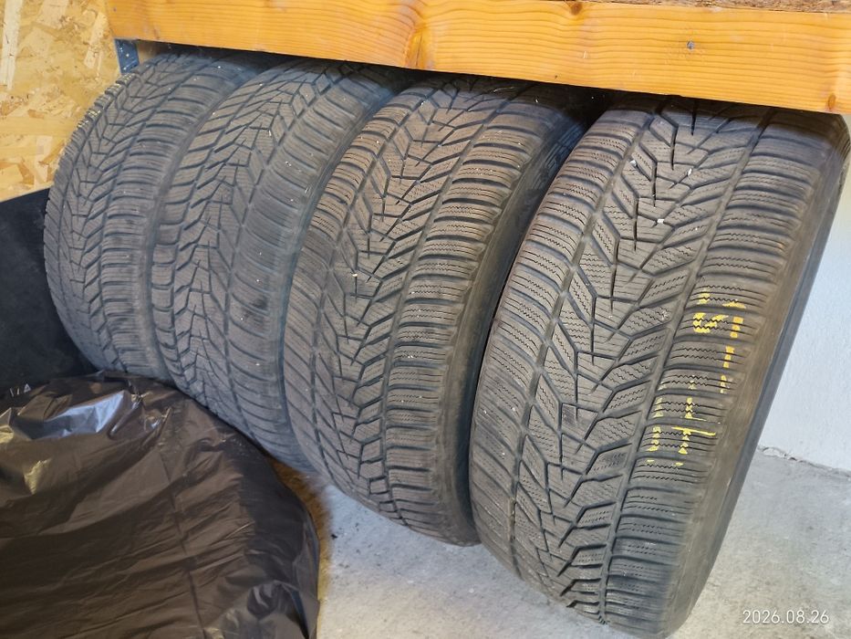 cauciucuri Hankook iarna 255 45 R19