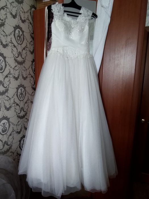 Продам платье в отличном состоянии