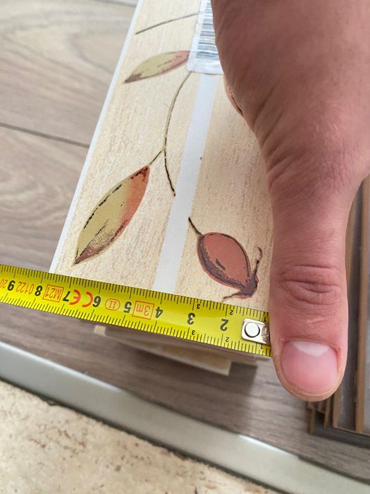 Brâu faianță decorativa model floral