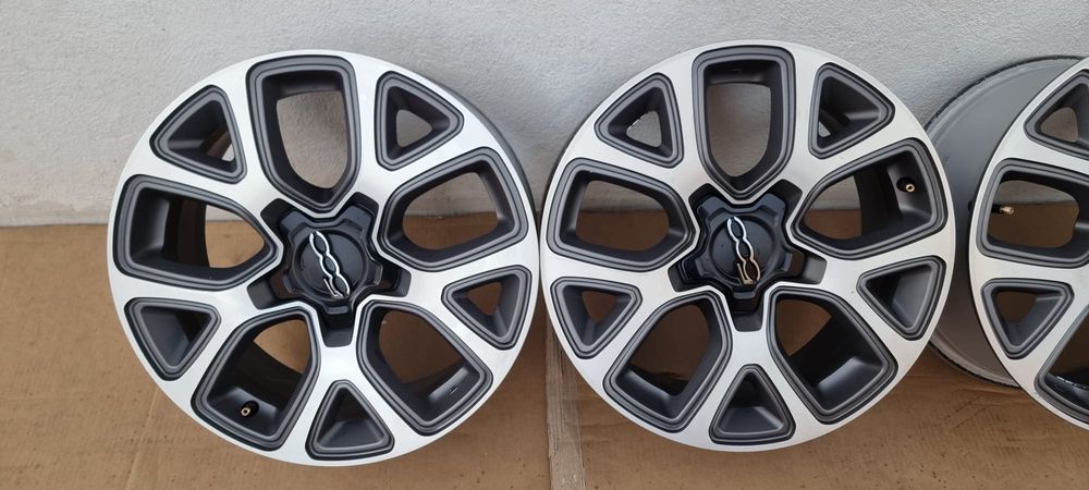 Jante r 17 originale fiat 500 X