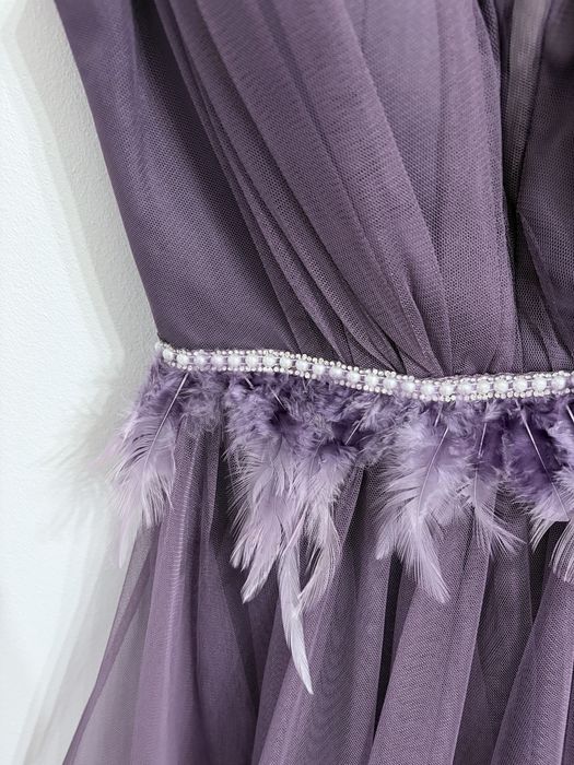 Rochie eleganta cu pene