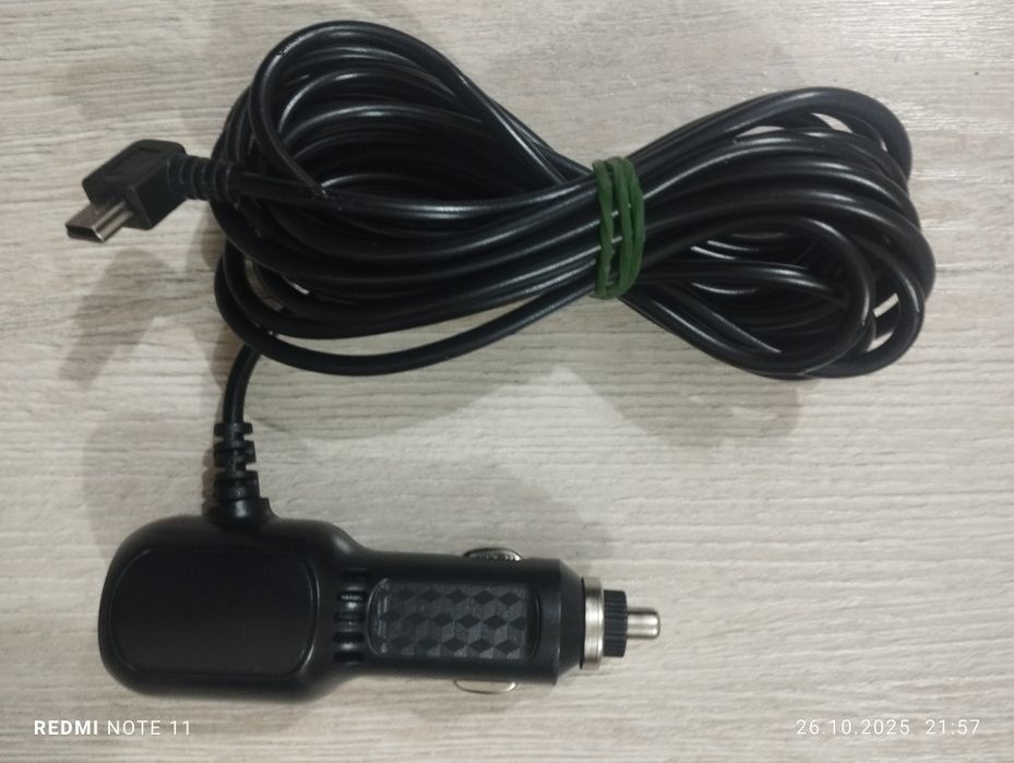 Зарядное устройство для видеорегистратора новый