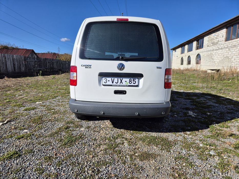 Vând Volkswagen Caddy Maxi 1.9 TDI