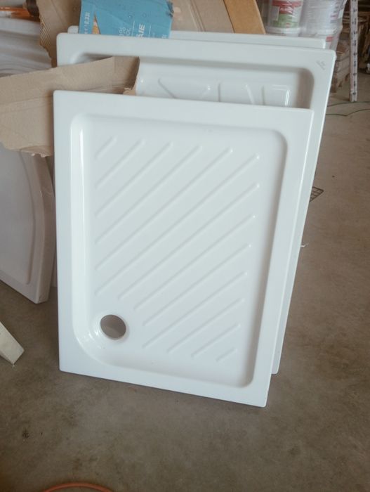 Cazi Italia  pentru dus din ceramică