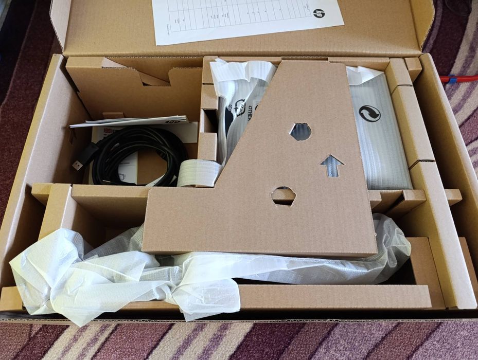 HP E23 G4 FHD монитор.