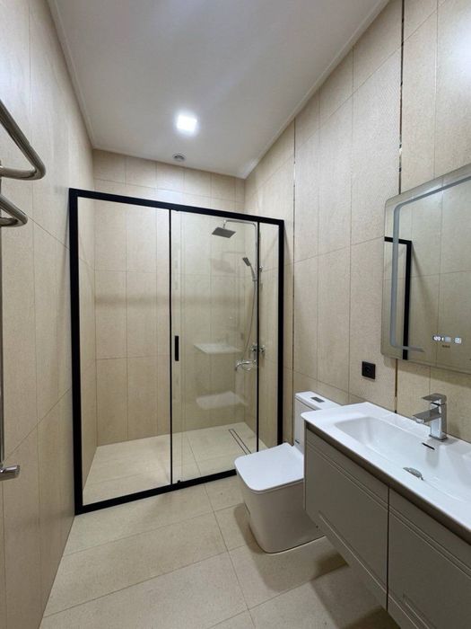 3 қаватли 5 хонали енги хонадон сотилади