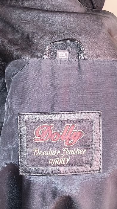 Кожаный черный плащ