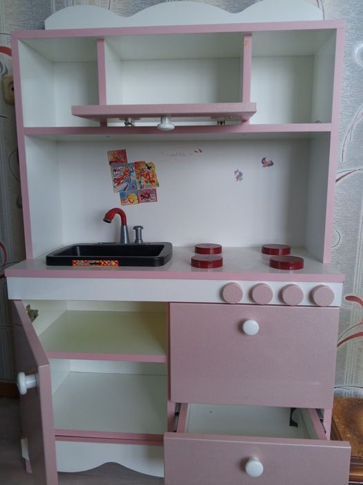 Продам детскую кухню
