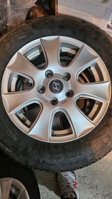 Jante Aliaj 15' 5x114.3  OEM Hyundai I30 anvelope iarna 195/65/15