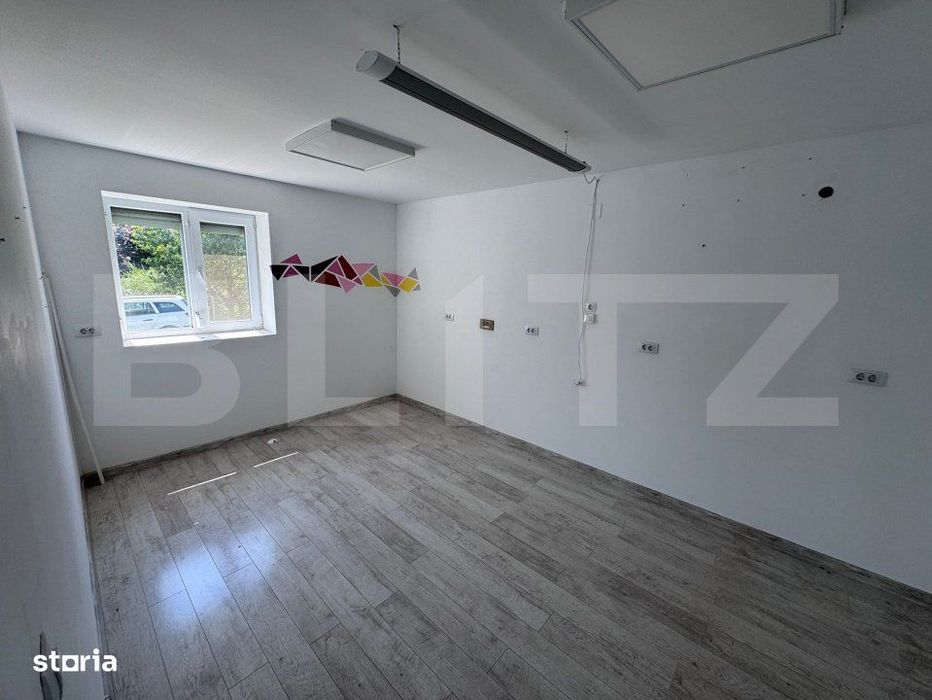 Spatiu birouri de vanzare in Viforata
