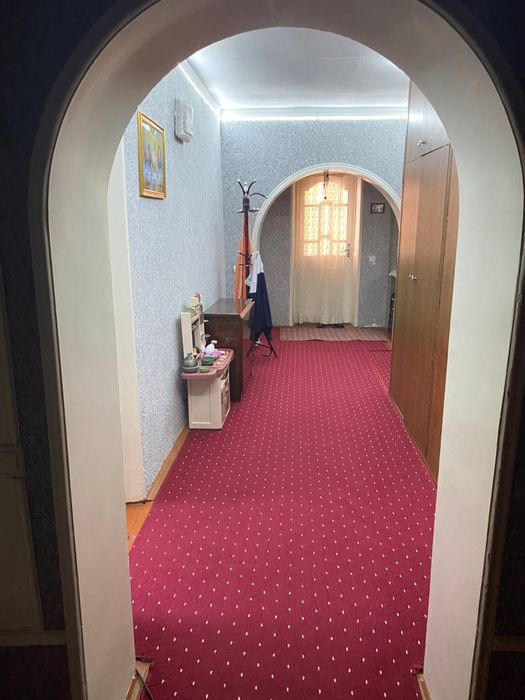 Уй ховли сотилади шахарди центирида