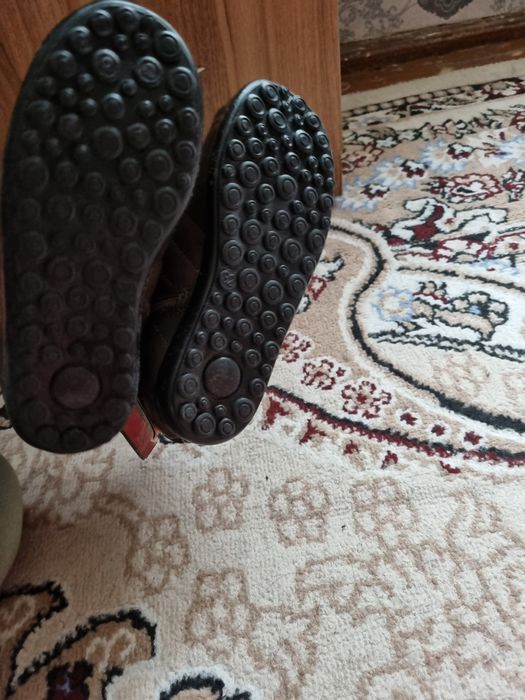 Детские ботинки.