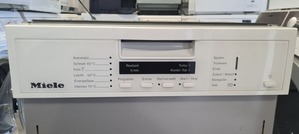 Съдомиялна за вграждане 45см  Miele G4600 sci