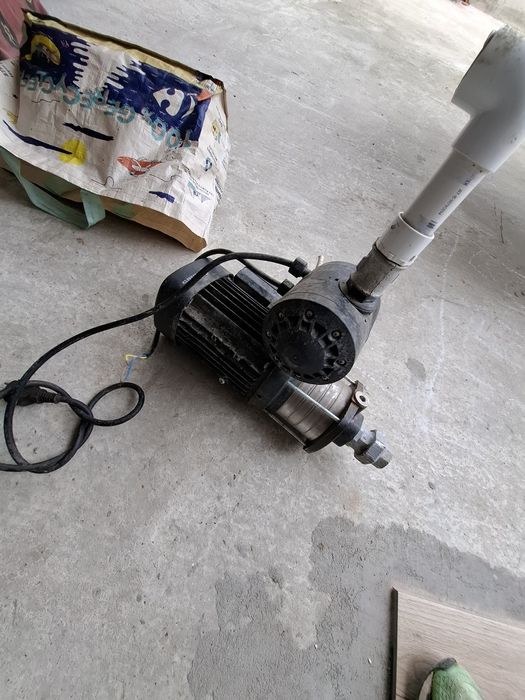 Помпа grundfos ..