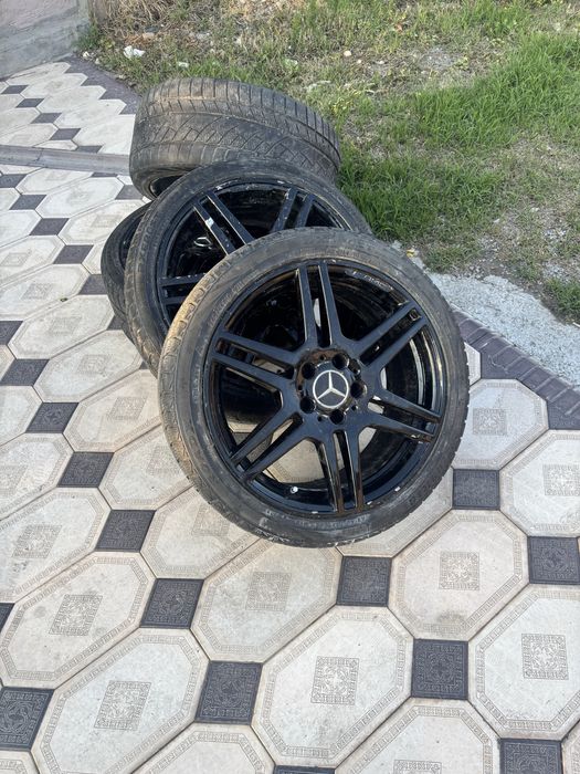 Диски черные на мерседес