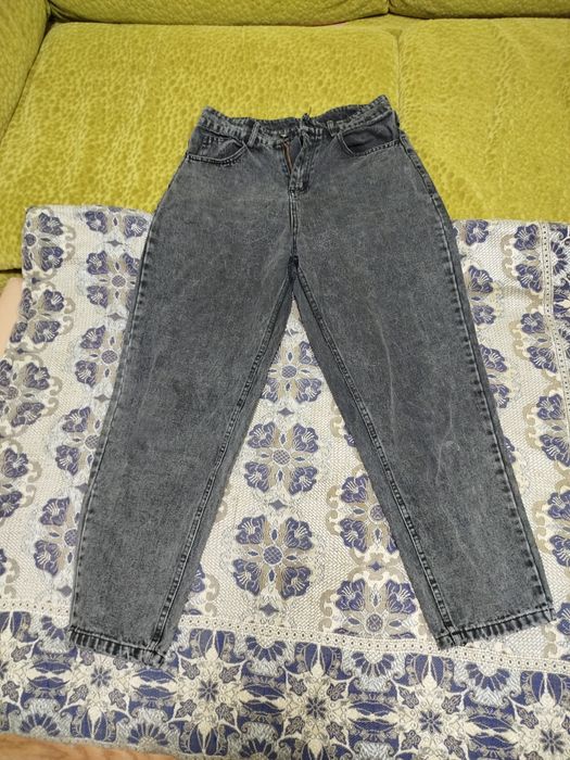 Вещи женские б/у, кофты, джинсы