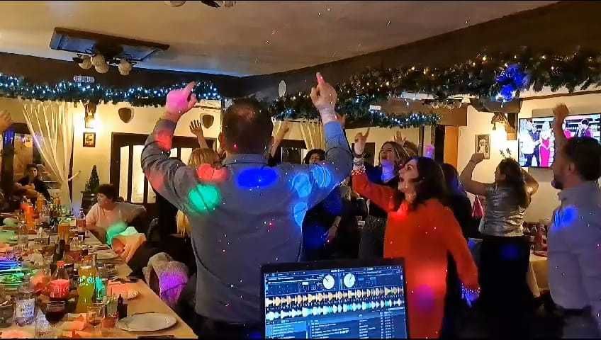 Dj/Mc Nunta, Botez,Majorat ,Petreceri Corporate Târgoviste, Câmpulung