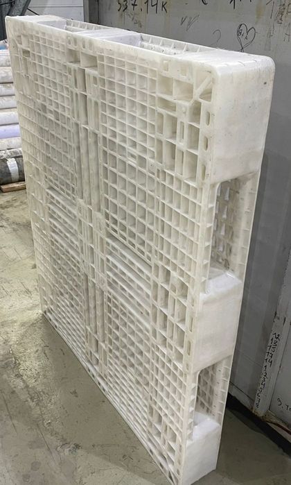 Паллет пластиковые