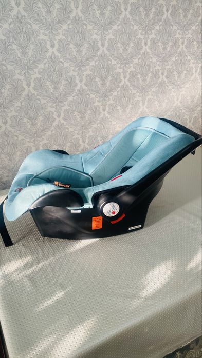 Детское автокресло