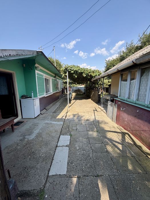 Casa plus teren Filipesti (20km pana in bacău)