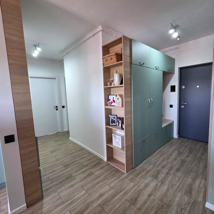 Apartament cu 3 camere, cu balcon 68mp + 23mp zona Baciu