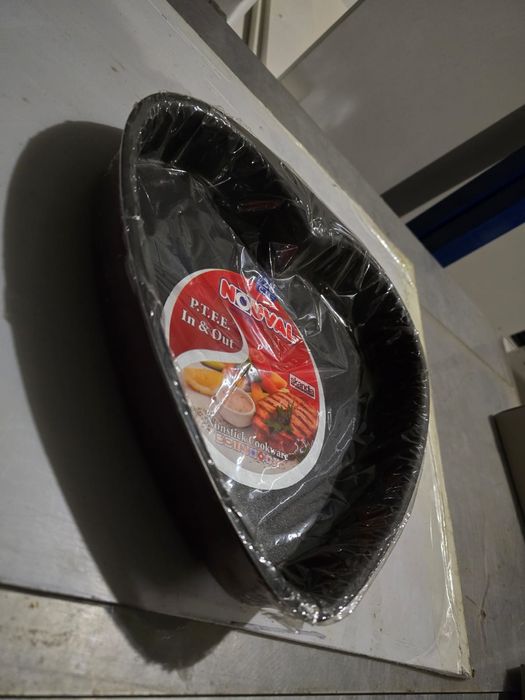 Tava de copt antiaderenta in forma de inima 28cm