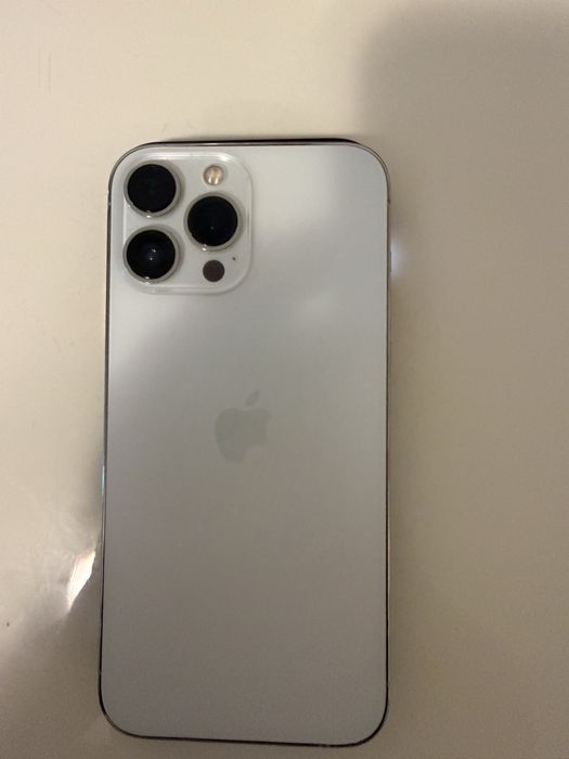 iPhone 13 Pro Max 100% Baterie