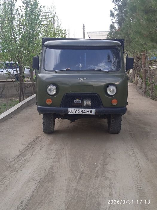 УАЗ сотилади.1990йил дизелда