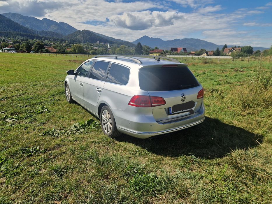 Vând Volkswagen Passat B7