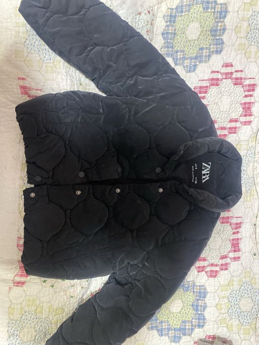 Продаеться куртка zara