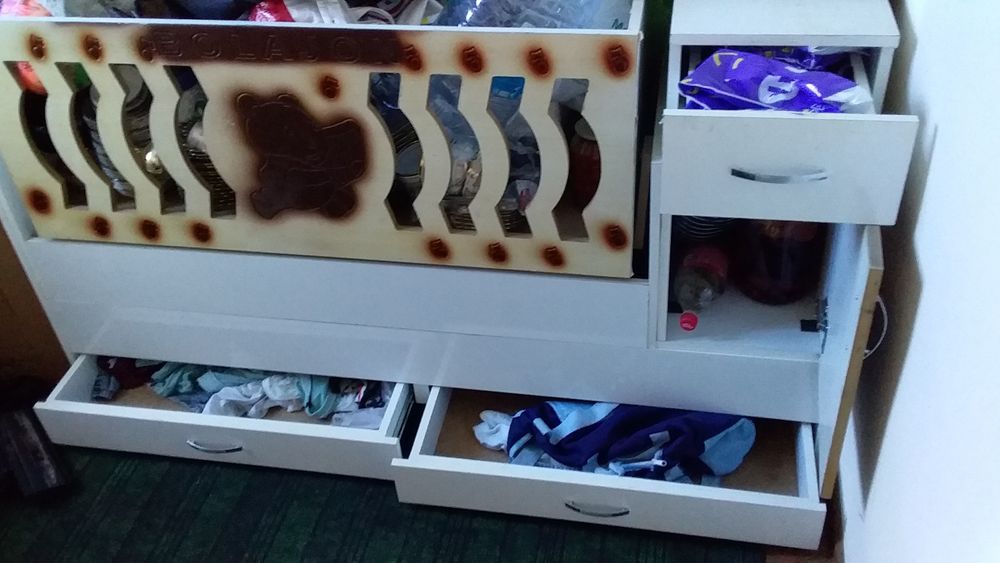 Bolalar mebeli holati yaxshi