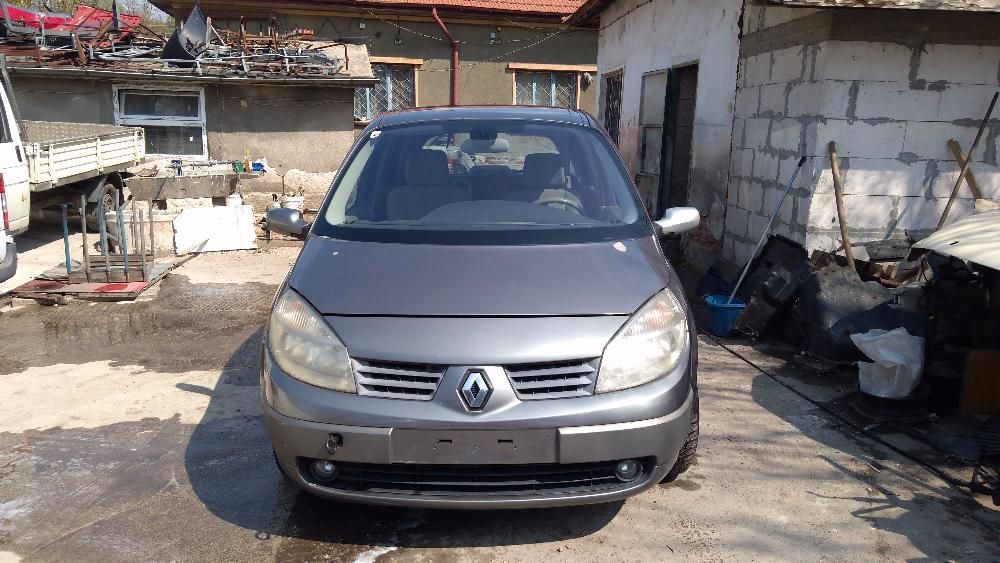 Renault Scenic 1.9 DCI НА ЧАСТИ
